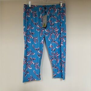 Floral Blue Capris
